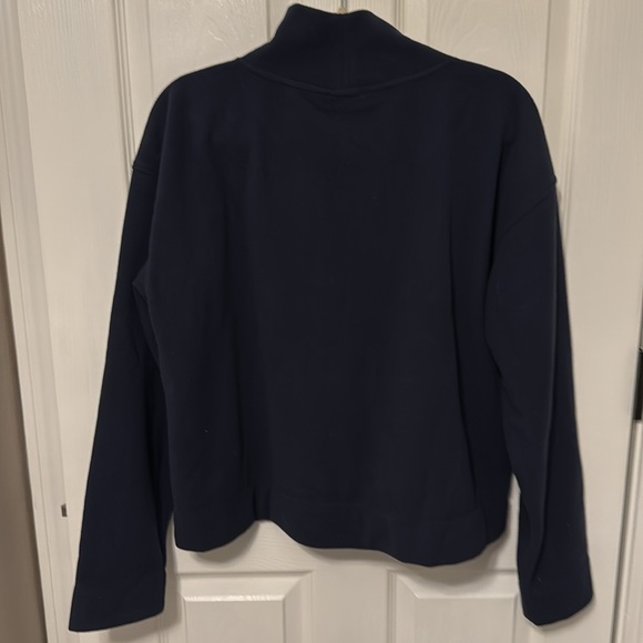 Vineyard Vines Women’s Fleece - Picture 2 of 2